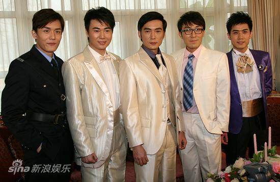 利物浦将与范戴克续约至2025年!周薪涨到20万镑|英亚官网首页(图3) 英亚官网