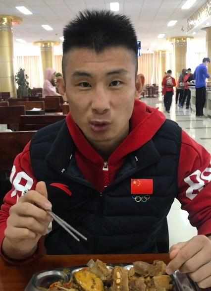 英超最新积分战报 曼联追上利物浦 埃弗顿输球切尔西躺回前5“英亚官方网站”(图1) 英亚官方网站